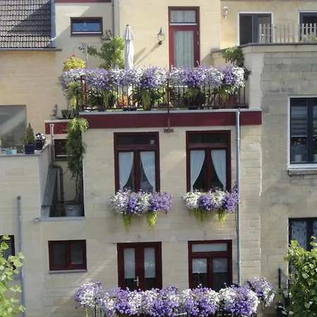 Aan De Geul ファルケンブルフ